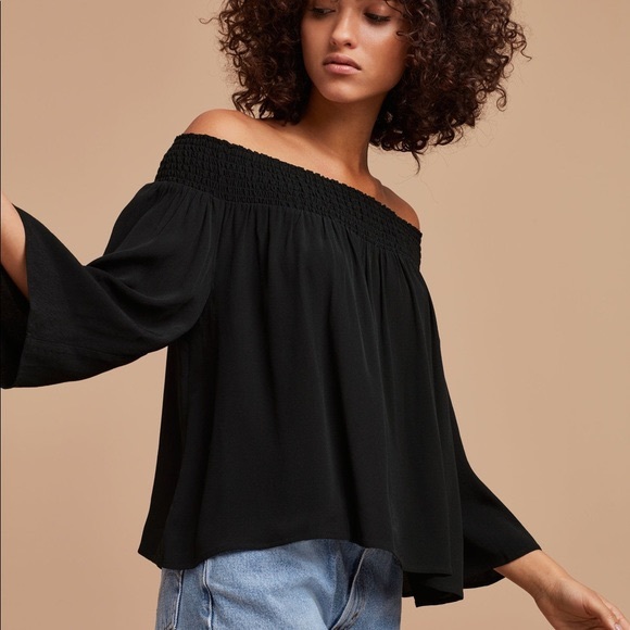 Aritzia off shoulder blouse - Picture 1 of 3